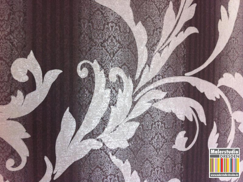 Wohnzimmer Wandgestaltung mit Luxury-Tapete
